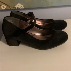 Girls 4 Steven madden shoes